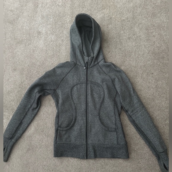 Lululemon Scuba Hoodie - Picture 3 of 6